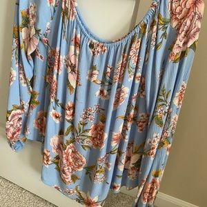 Billabong off shoulder top